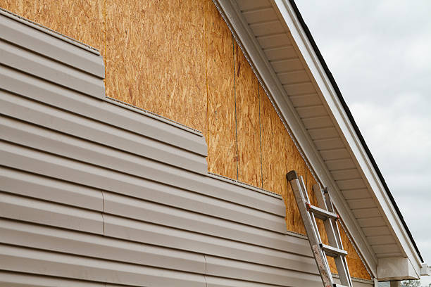 24/7 Emergency Siding Repair experts in Danville, IL